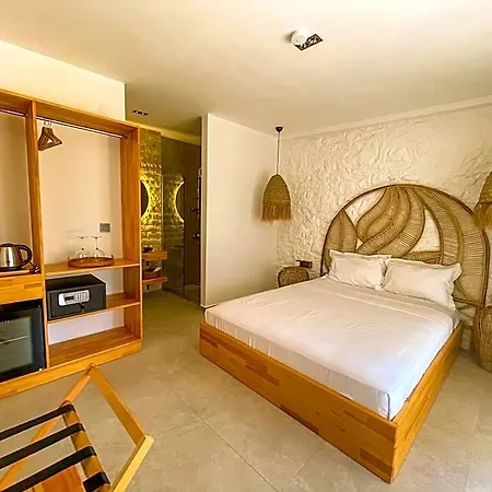Max Mirage Selimiye מלון 3*